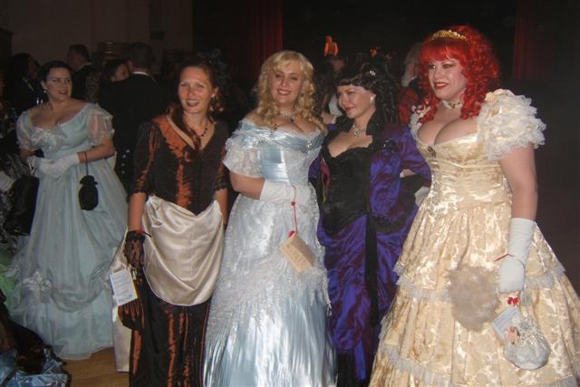 All cleaned up - Dickensfest 2009.jpg